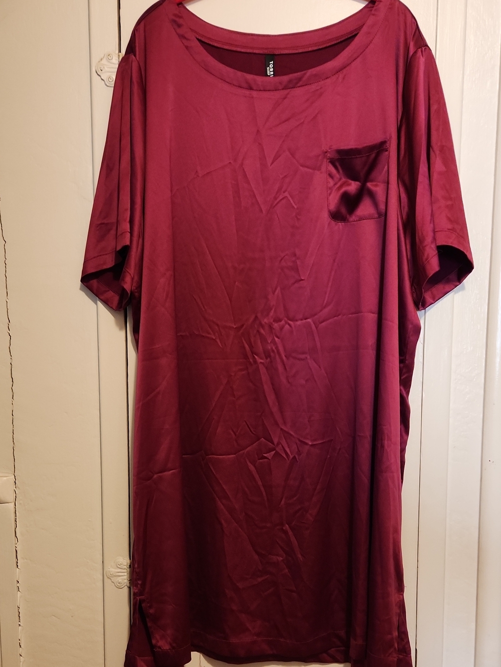 🔥Torrid Burgundy Sleep Short Sleeve Satin-Look Pocket Tee Dress